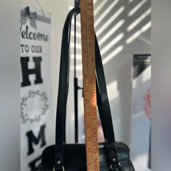 Dooney & Bourke vinyl Black Pebbled Leather Shoulder Bag - Picture 13 of 17